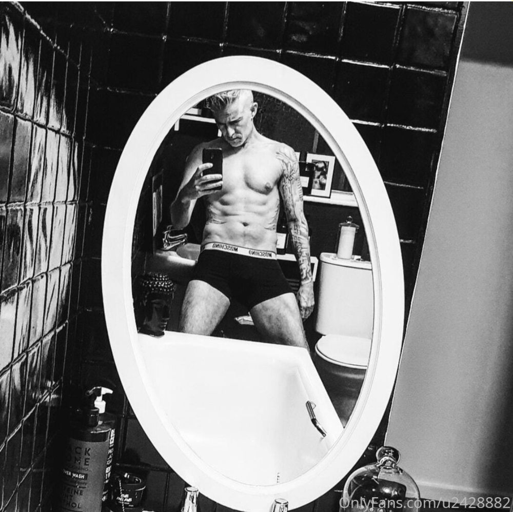 silverinkedguy OnlyFans profile picture