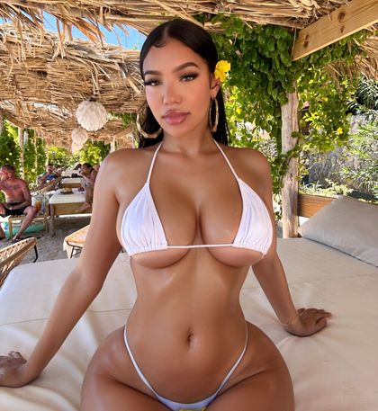 aishavip OnlyFans picture