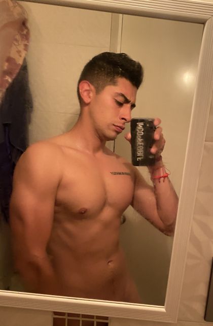 romanguerrero OnlyFans picture