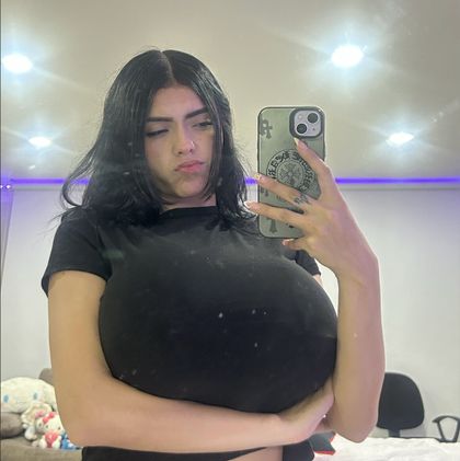 lilyyyxo OnlyFans picture