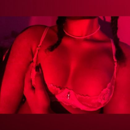 amara.a OnlyFans picture