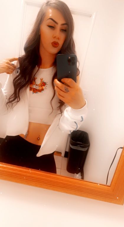 nievee12 OnlyFans picture