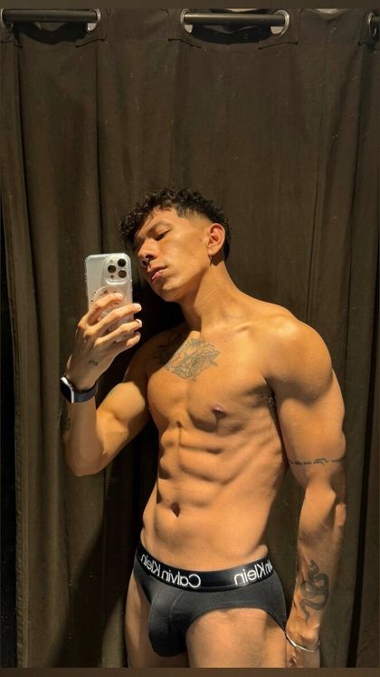 nikkboy OnlyFans picture