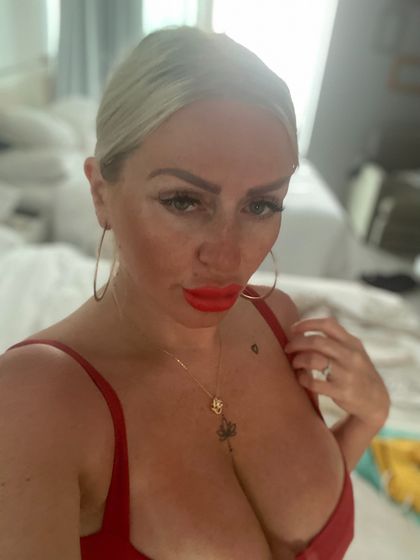cutecurvychanel OnlyFans picture