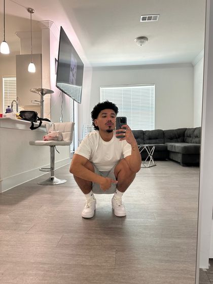 layonjay OnlyFans picture
