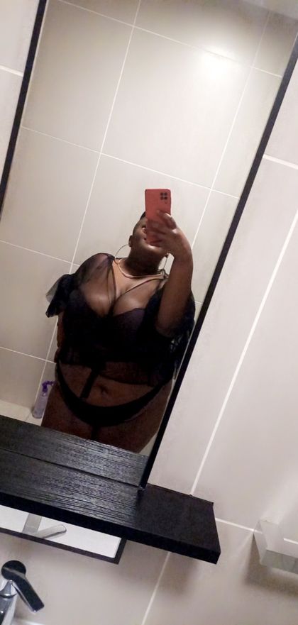 bigmassivetits OnlyFans picture