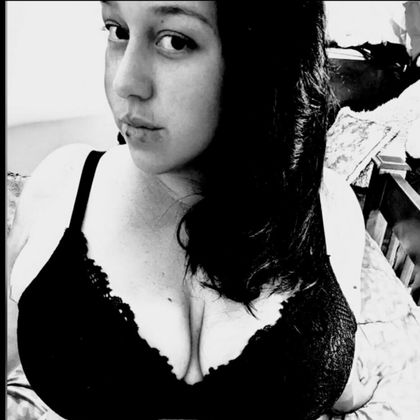 mrs.b.xo OnlyFans picture