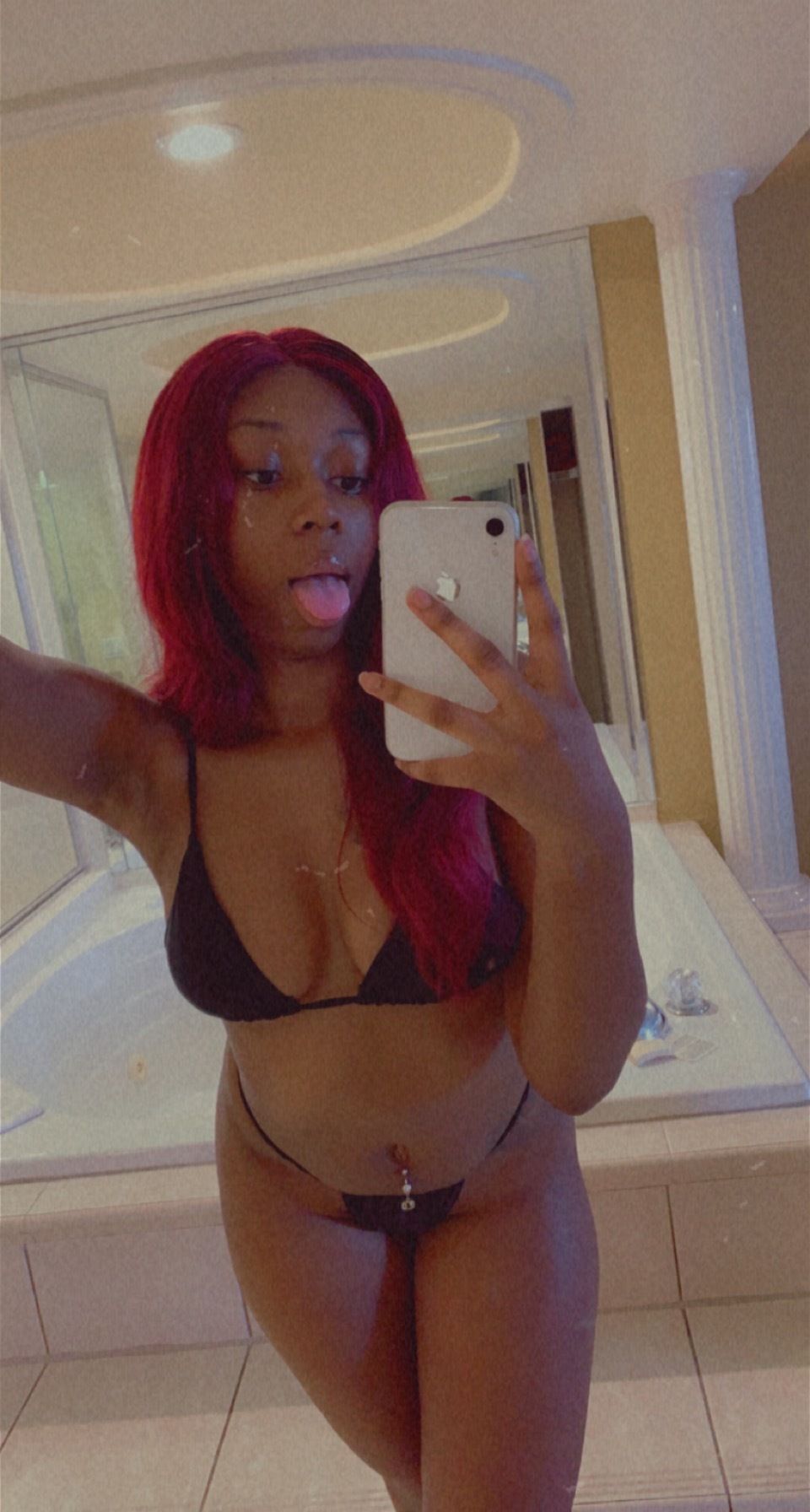 tsunamisweetie OnlyFans profile picture