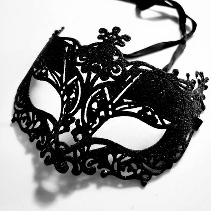 mascarade.muse OnlyFans picture