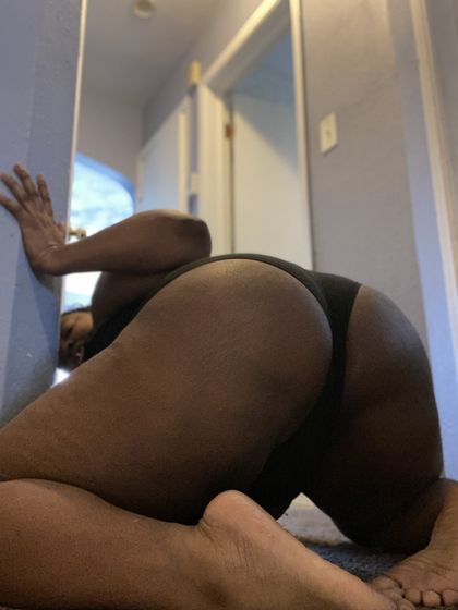 corathebbw OnlyFans picture