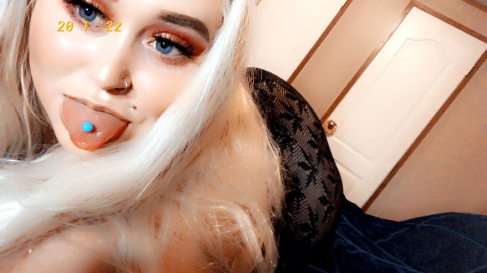 bigtittieblondebomb OnlyFans profile picture