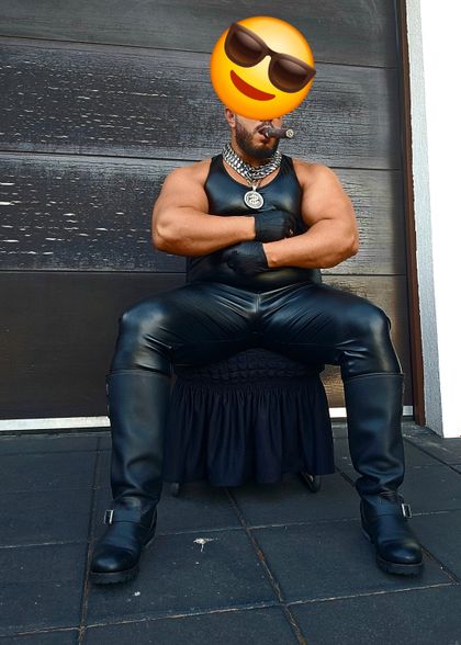 dommuscleather OnlyFans picture