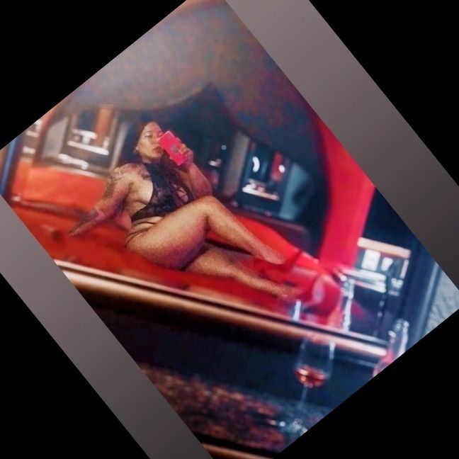 lunita2107 OnlyFans profile picture