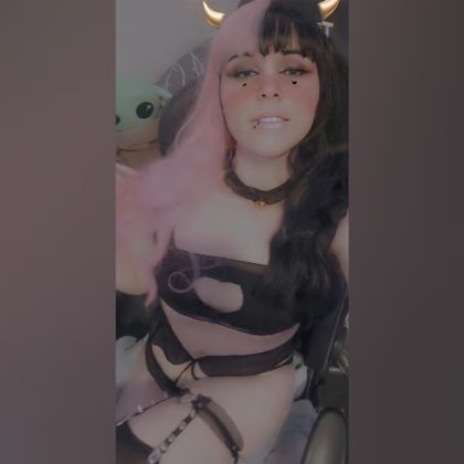 narafae OnlyFans picture