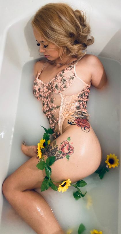 ashleyxomarie OnlyFans picture