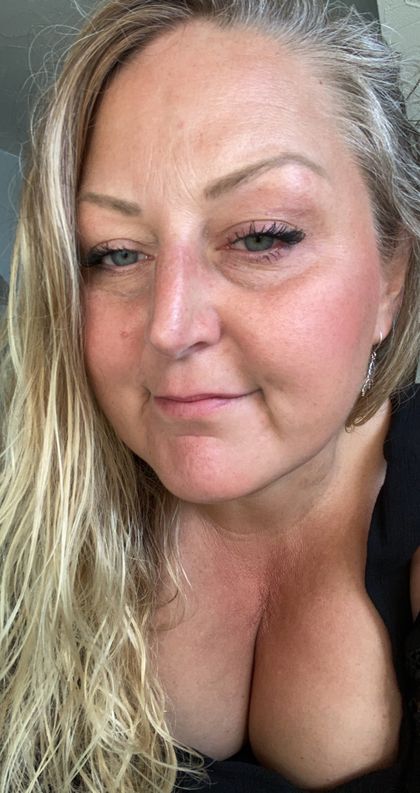 cherrybomb6677 OnlyFans picture