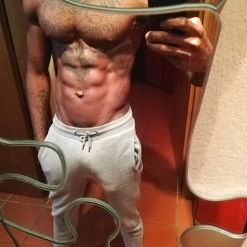 Blackcazzonova