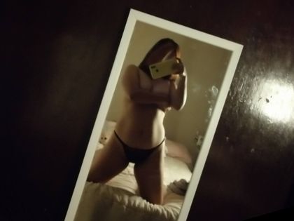 karocarzu OnlyFans picture