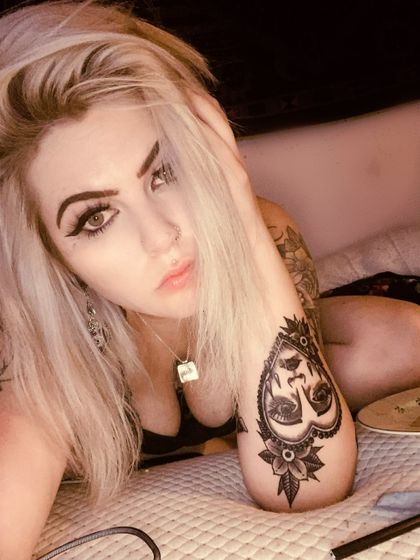 amybrat OnlyFans picture