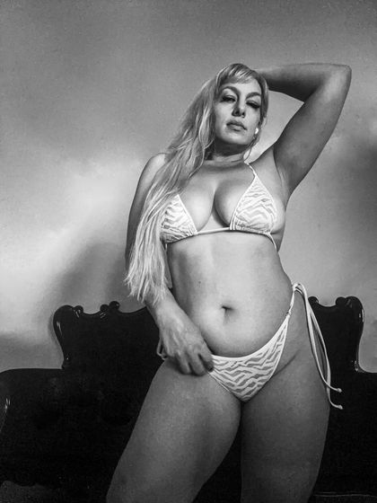 one_curvy_one OnlyFans picture