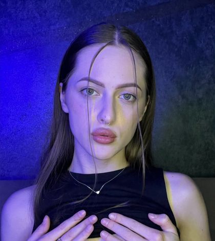 yourbadsasha OnlyFans picture