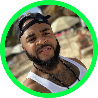 chucks_dailyhustle OnlyFans picture