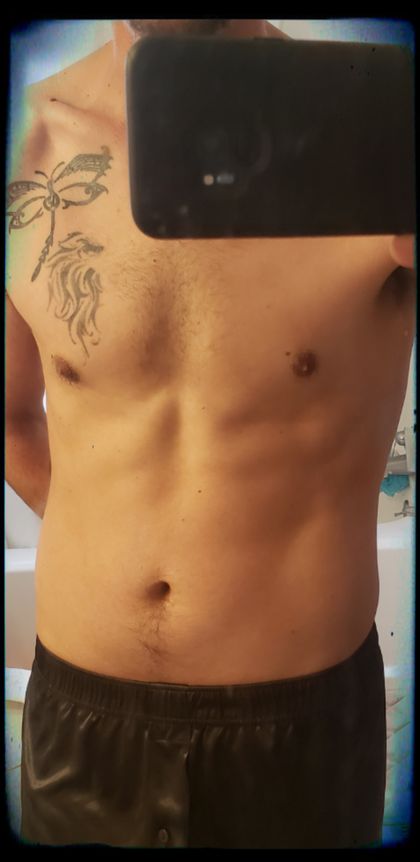burles OnlyFans picture