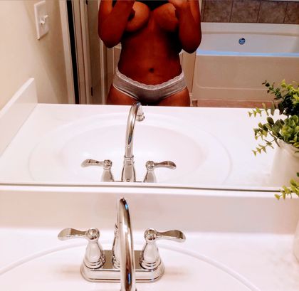 nefertiti_theblackqueen OnlyFans picture