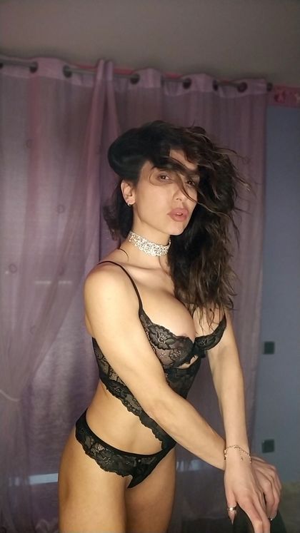 brunette1119 OnlyFans picture