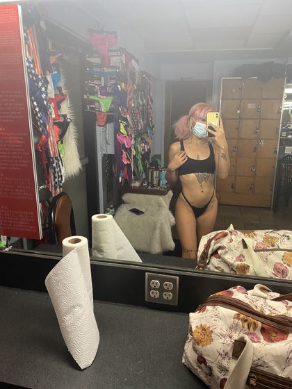 playwithelectra OnlyFans picture