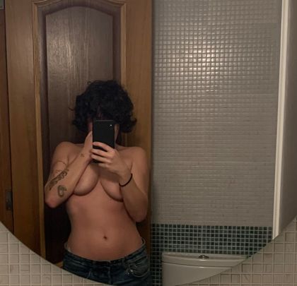 titsontops OnlyFans picture