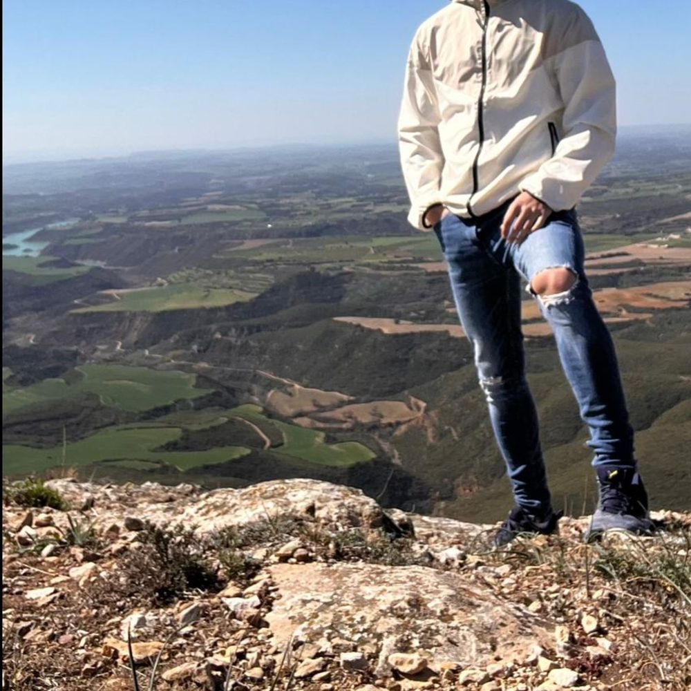 nuevedosdos OnlyFans profile picture