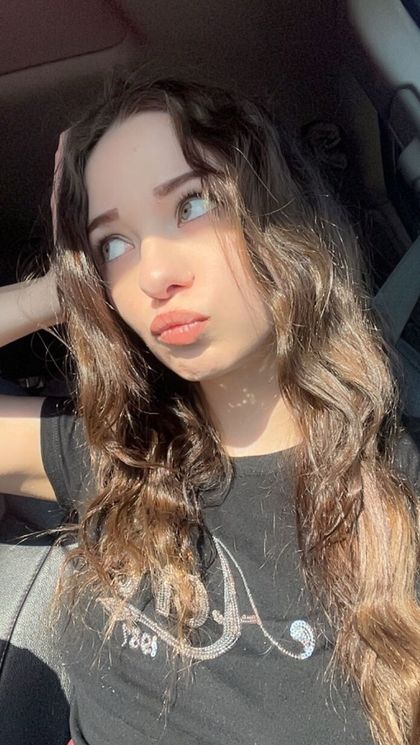 romancecemeteryy OnlyFans picture