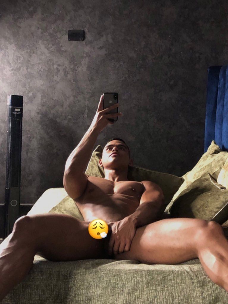 alvarobarrazav OnlyFans profile picture
