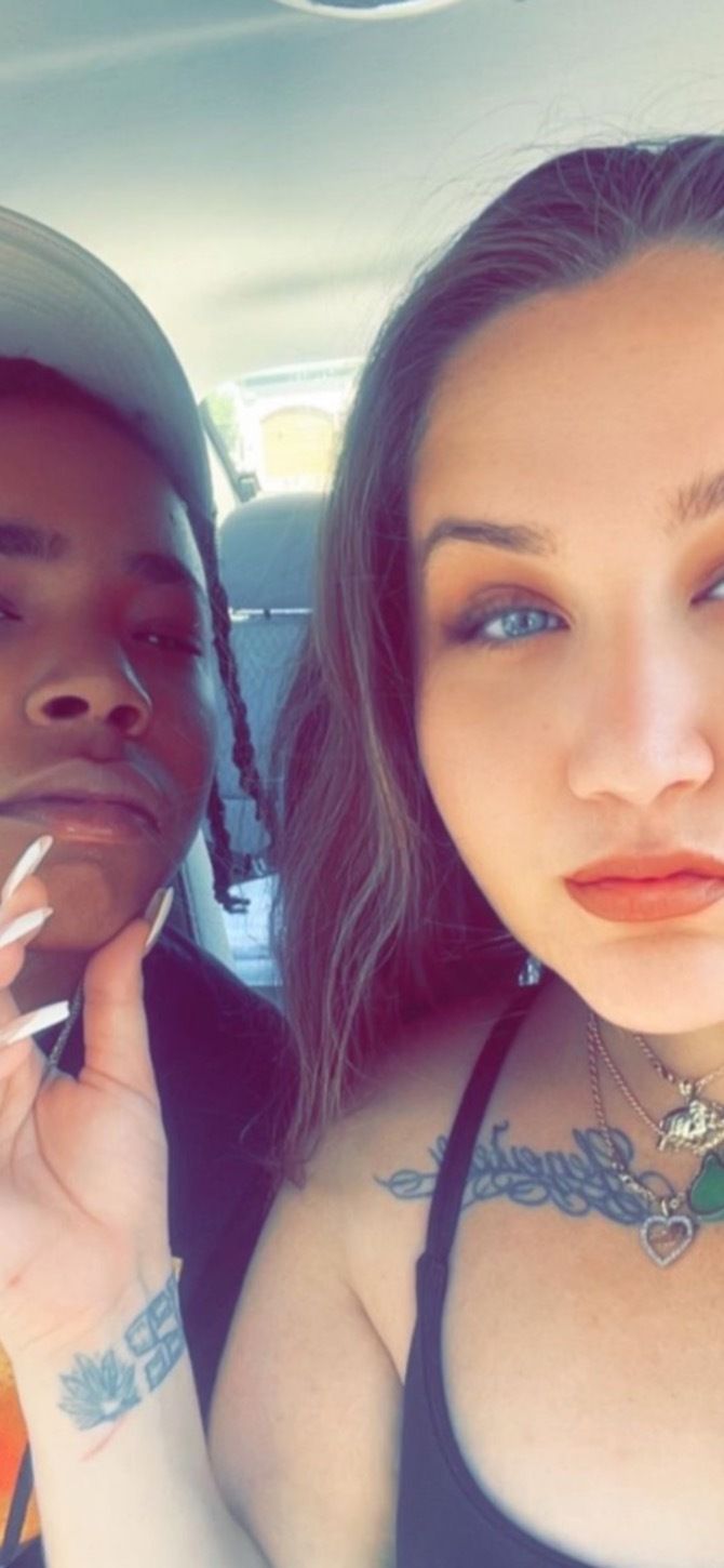 naughtybynaturecouple OnlyFans profile picture