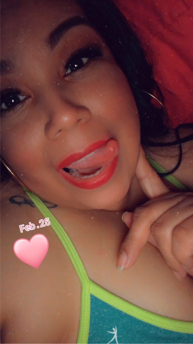 thesassylatinaone OnlyFans profile picture