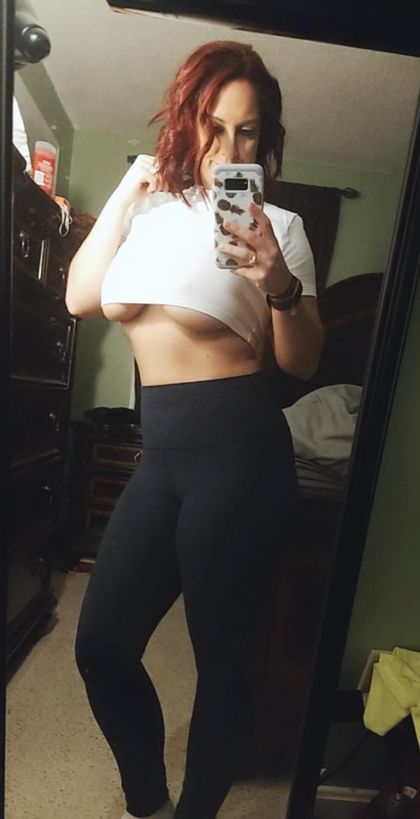 nhhotwife1 OnlyFans picture
