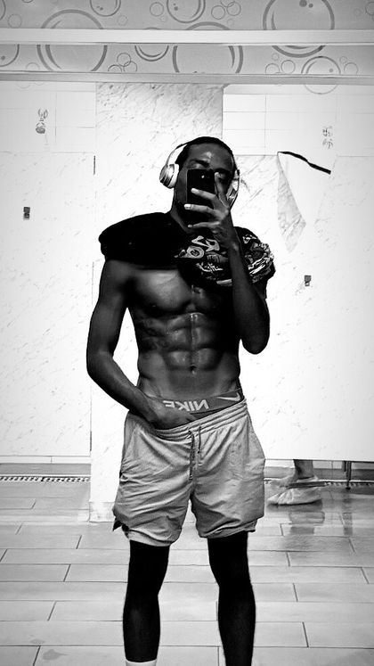 ryanshootz OnlyFans picture