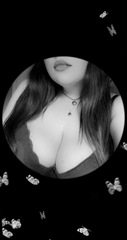 elle1105 OnlyFans picture