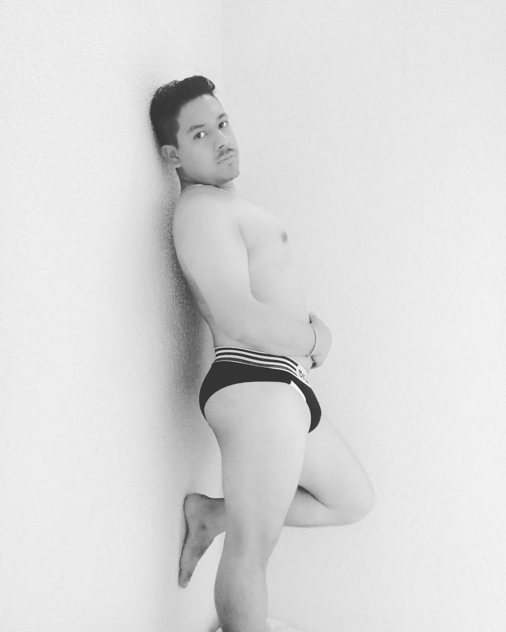 adriandeleon88 OnlyFans profile picture