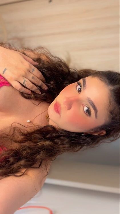 emilywattson OnlyFans picture