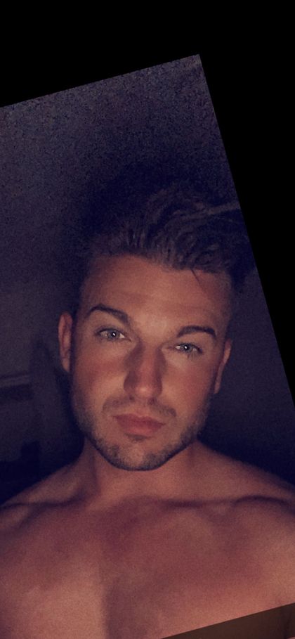 u168177523 OnlyFans picture