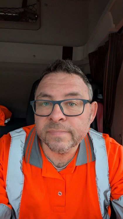 hiviztrucker OnlyFans picture
