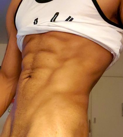 u102370465 OnlyFans picture