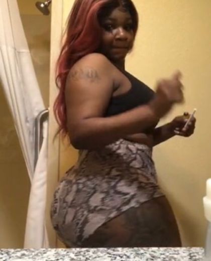 pinkdamoneymakah21 OnlyFans picture