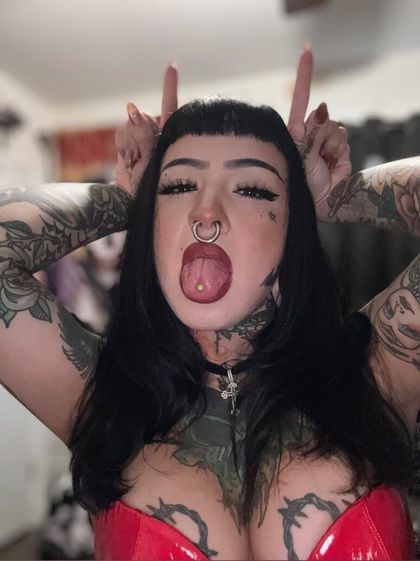 arachnahoebia OnlyFans picture