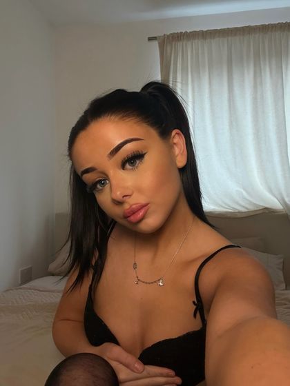 dollyannaxo OnlyFans picture