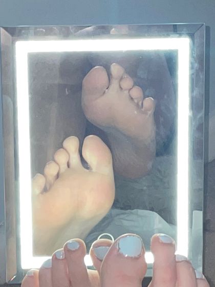 feetforyou08906 OnlyFans picture