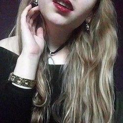evanna OnlyFans - Free Trial - Photos - Socials | FansMetrics.com