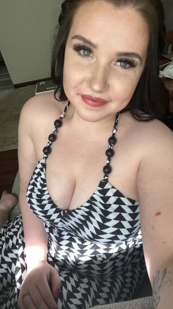 Zoey let’s chat